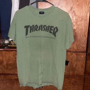 Boys size medium green thrasher quarter sleeve shirt
